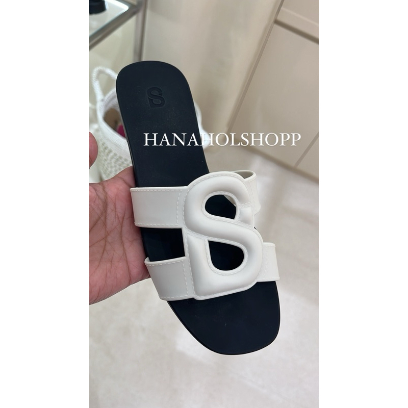 KEFI SLIDE SANDAL || BUTTONSCARVES