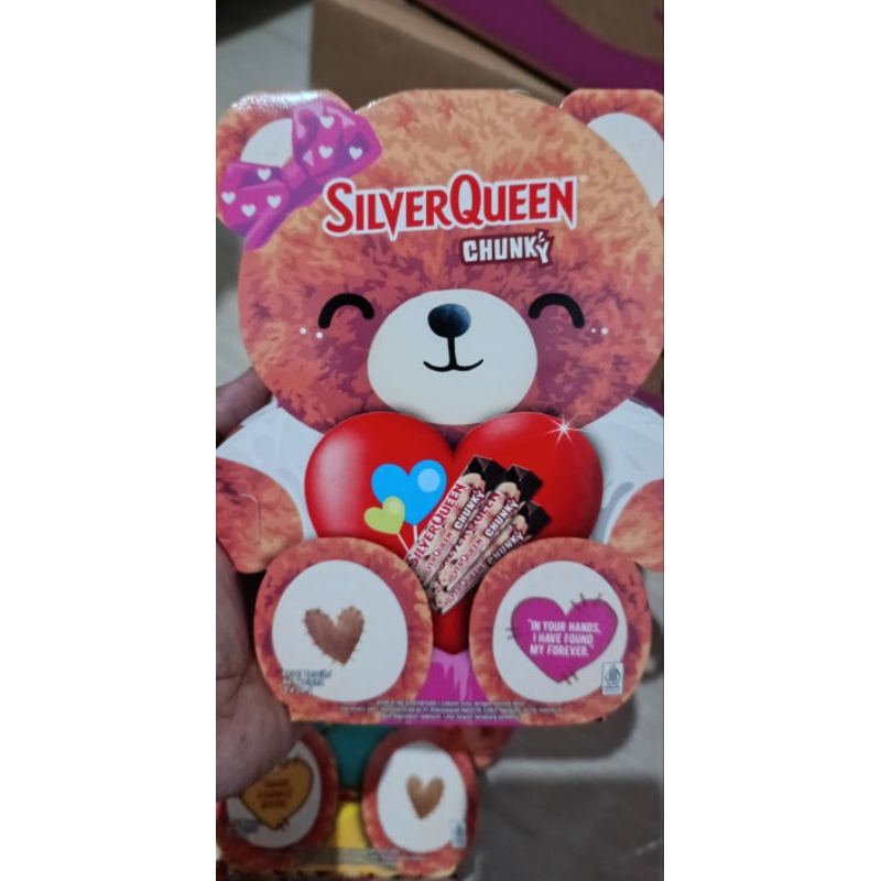 

RB Silverqueen chunkybar Mede Valentine Bear kartonan isi 30 x (3*26gr)