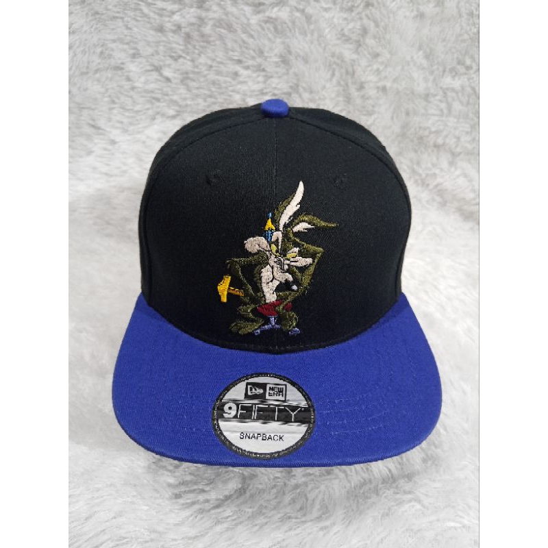 Topi Looney Tunes WB x New Era