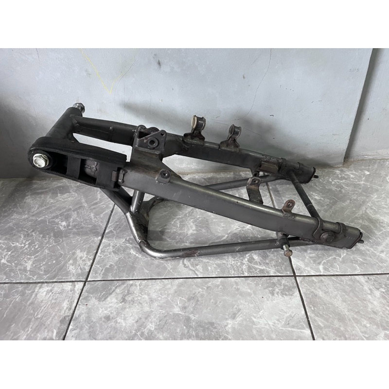 arm ninja rr original swingarm ninja rr original lengan ayun ninja rr original