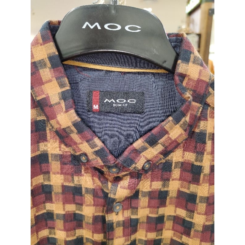 Kemeja kotak panjang Moc