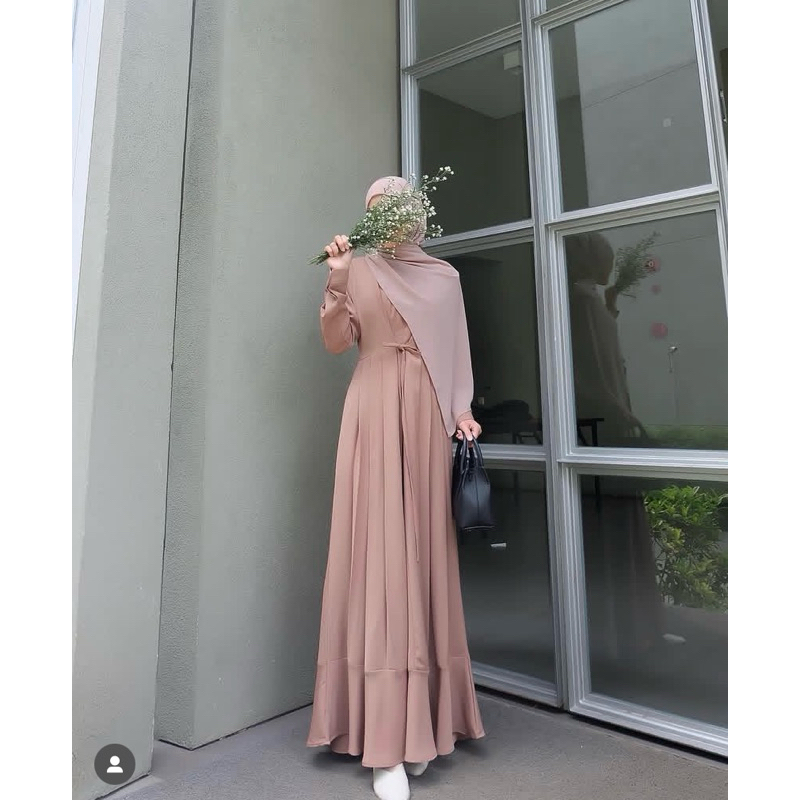PRELOVED DRESS GAMIS EVOLVERE / Evolvere-Nada Dress Sahara Platinum Gamis Polos Elegant Busui Friend