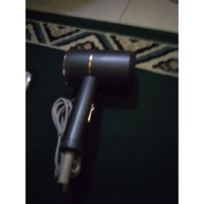 alat pengering rambut