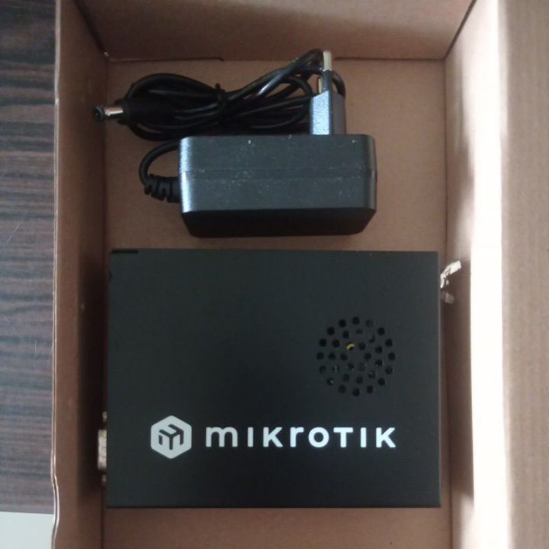 Mikrotik RB 450Gx4 , RB450Gx4