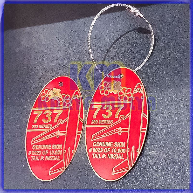 Gantungan Kunci Pesawat 737 200 Series Model Oval Warna Merah - Karya Mulya