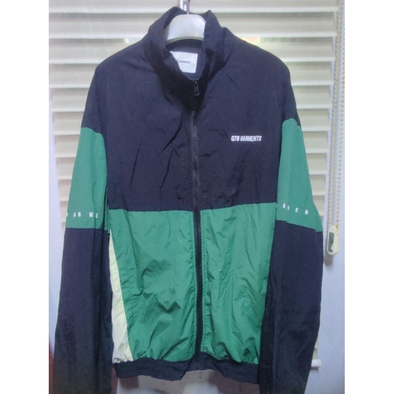 windbreaker qt8 garments