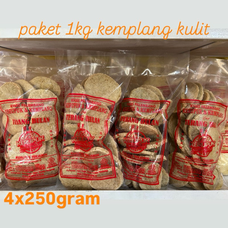 

PAKET 1KG KEMPLANG KULIT IKAN TENGGIRI