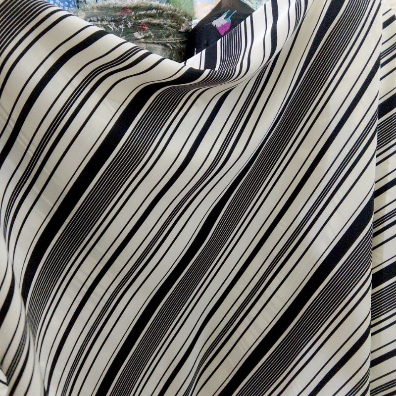 kain baby silk motif salur - kain satin silk motif - kain baby silk motif - lq