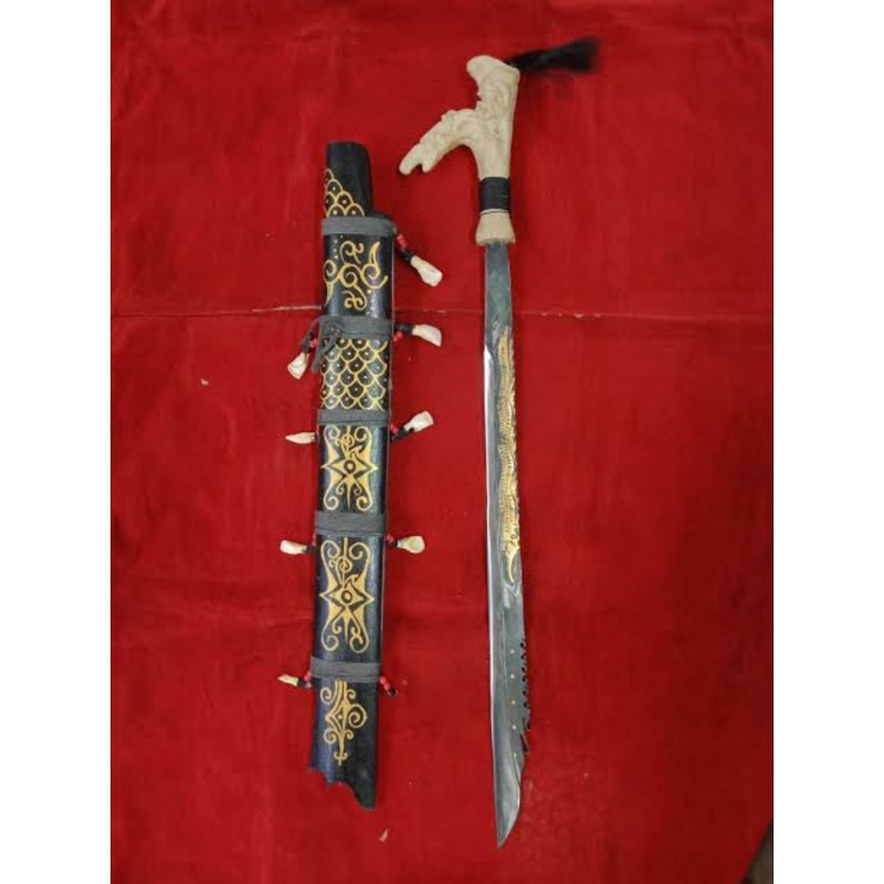 MANDAU DAYAK KALIMANTAN 80cm HULU TANDUK FIBER - MANDAU KALIMANTAN - PAJANGAN DINDING MANDAU