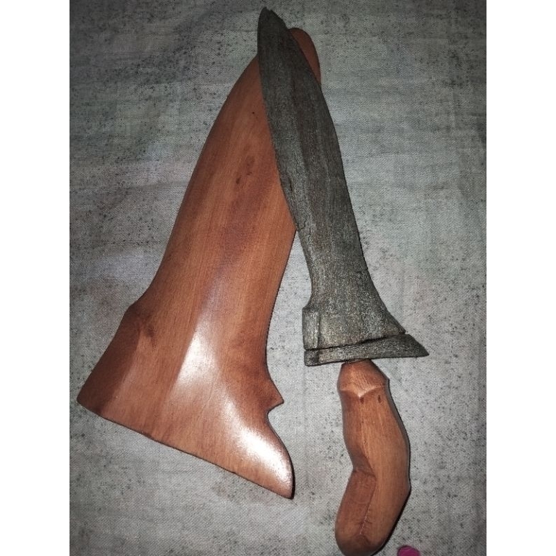 betok / bethok sombro pusaka tindih