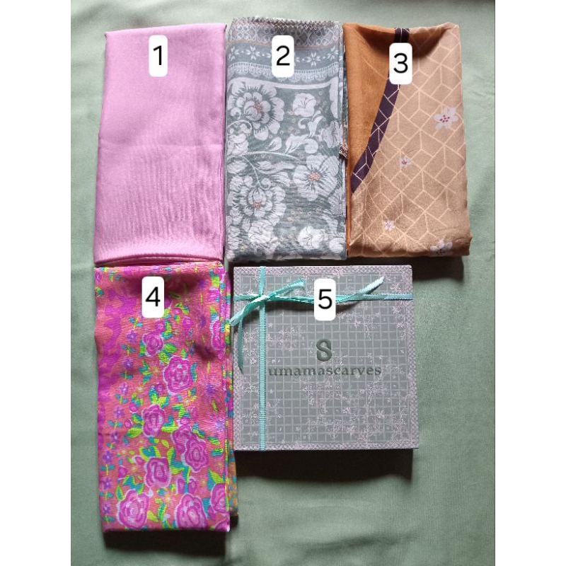Preloved Hijab Segiempat Motif Murah Umama Scarf Box  Signarica Scarf Kerudung Polos Paris Premium B