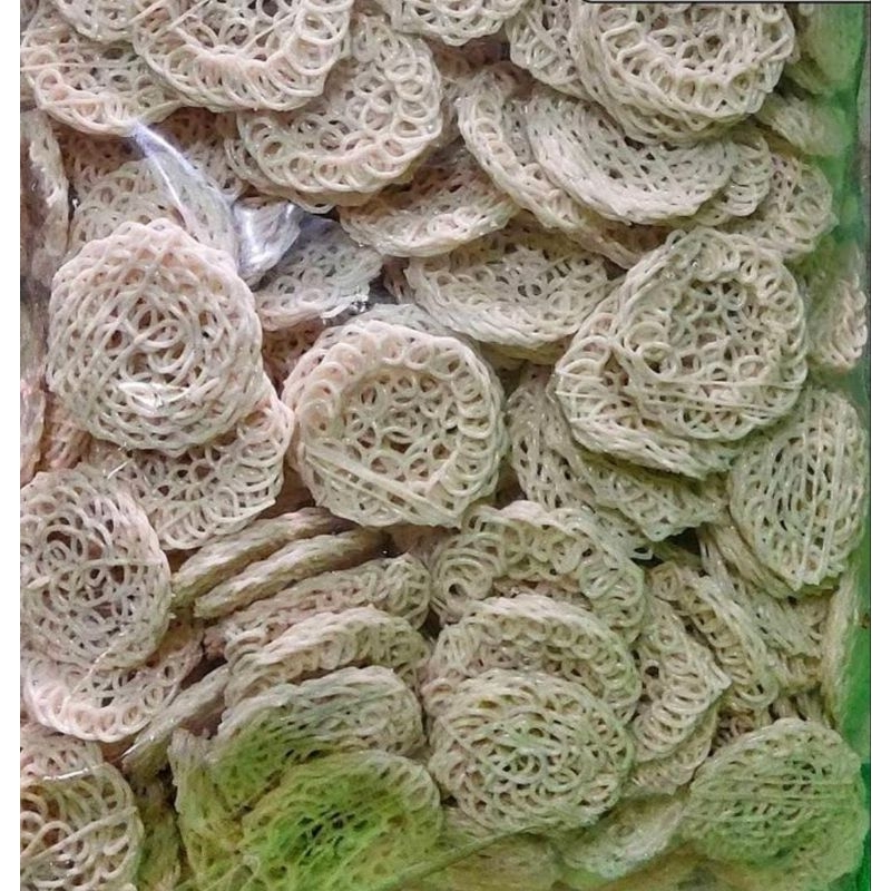 

*Krupuk uyel (mentah)*✓500 g