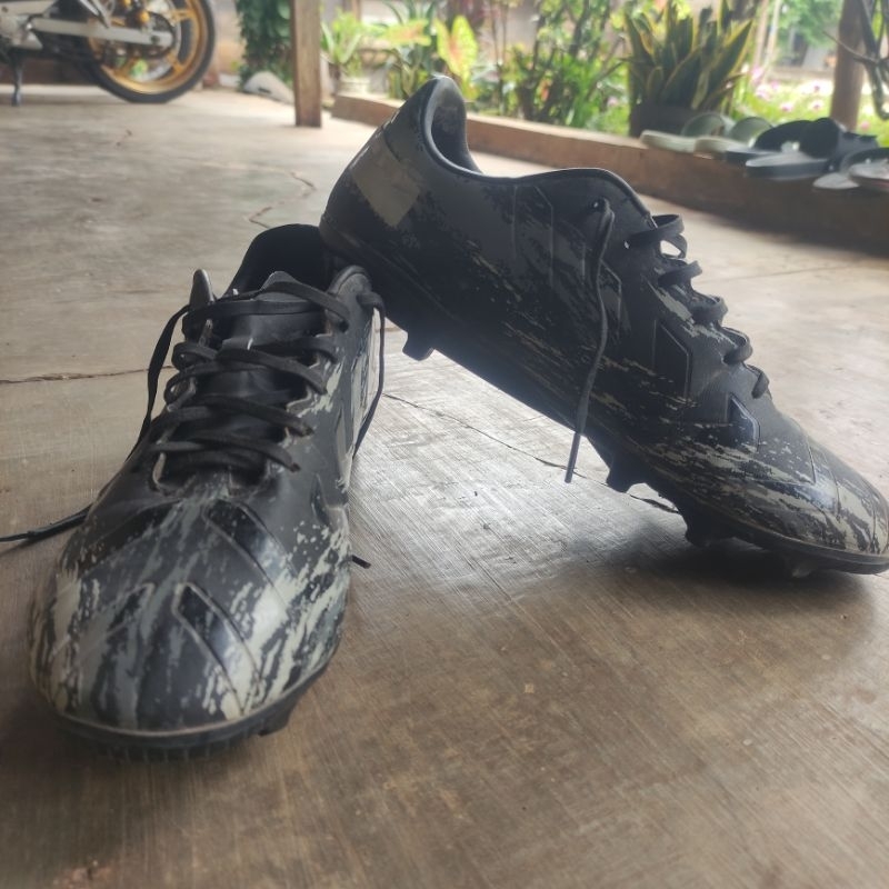 sepatu bola ortuseight original second