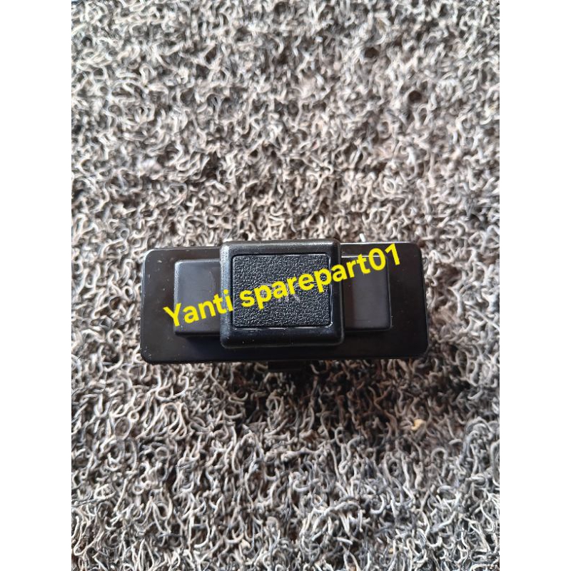 KUNCI LACI MITSUBISHI L300/KUDA