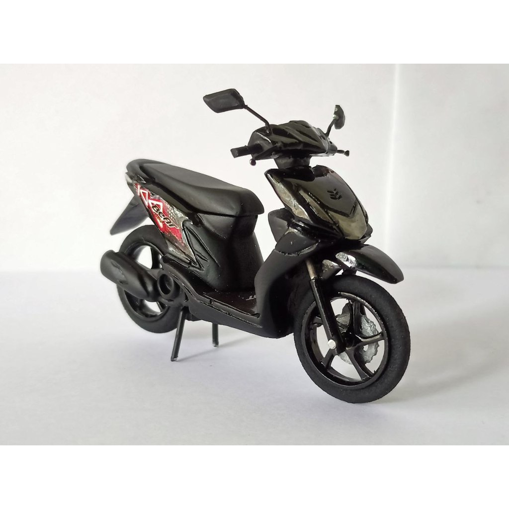 Diecast Miniatur Motor Honda Beat Karbu hitam mainan koleksi skala 18