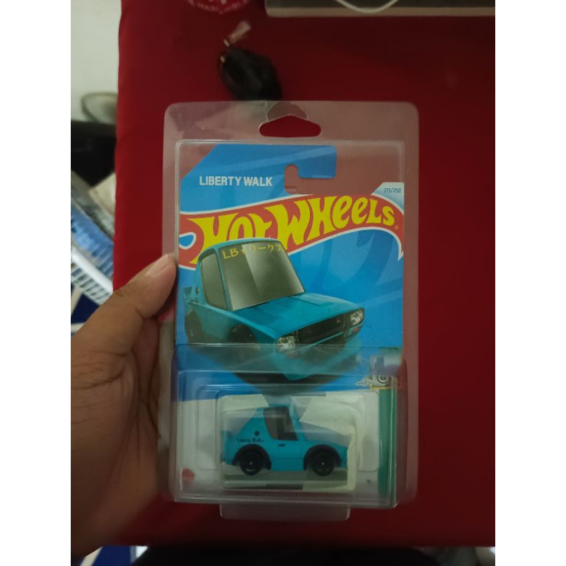 Hotwheels Nissan Skyline 2000 GT-R