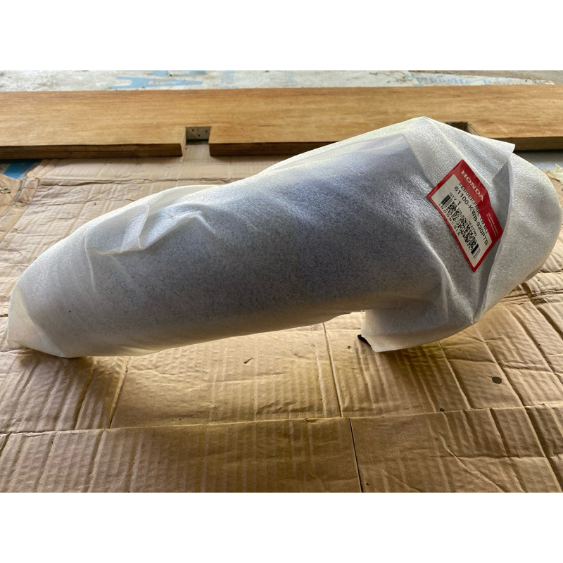 Spakbor Depan Honda Blade Biru 61100KWB920PTB