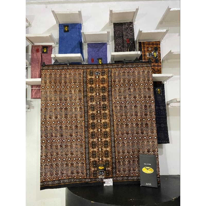 SARUNG BATIK KALONGGUH// SARUNG BATIK INDONESIA// SARUNG BATIK SANTRI