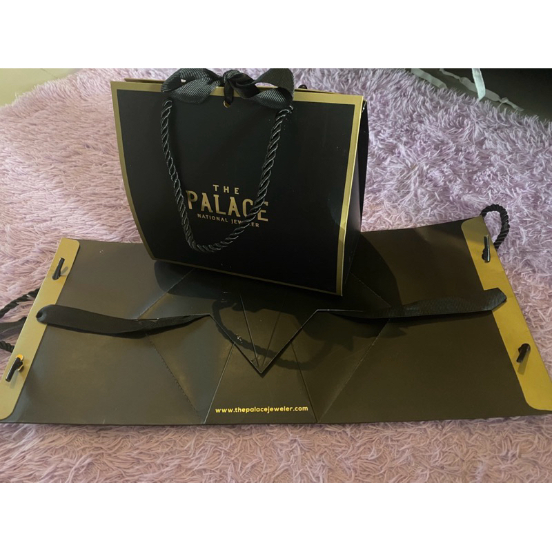 Box Perhiasan The Palace