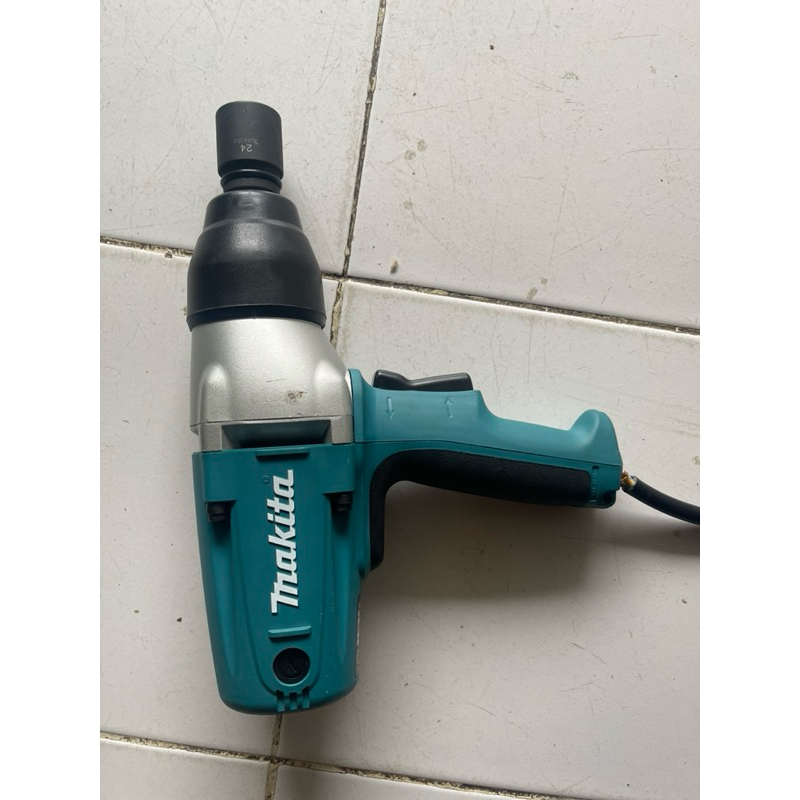 Makita TW 0350 / TW0350 Mesin Pembuka Baut / Impact Wrench
