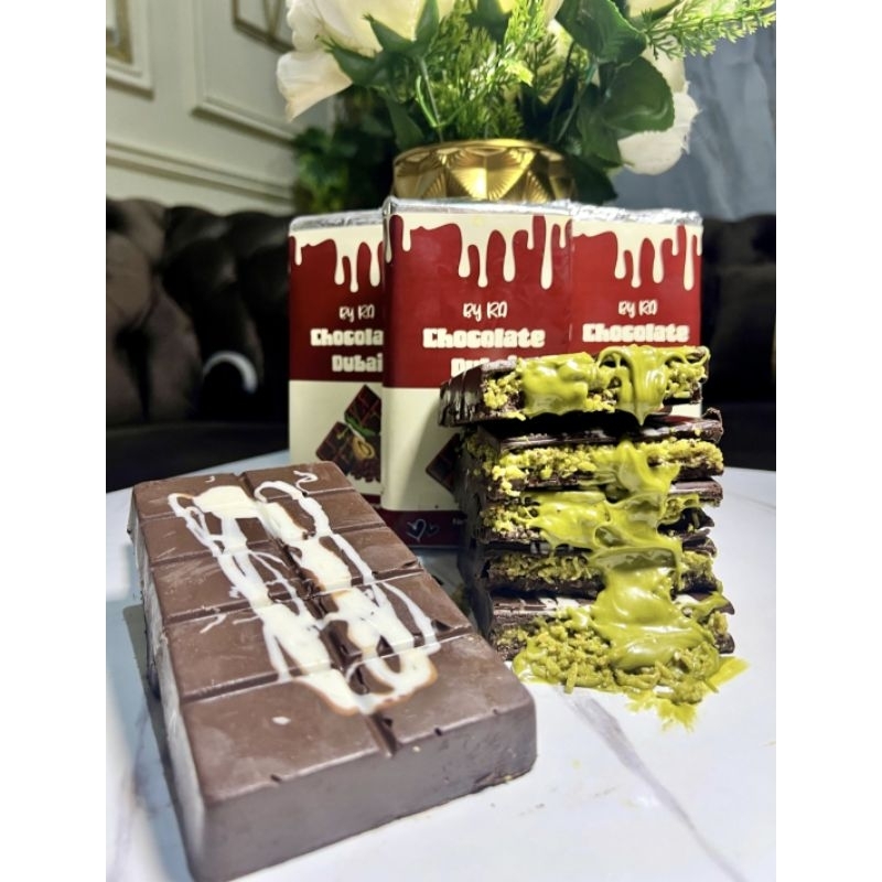 

Cokelat DUBAI viall by RA