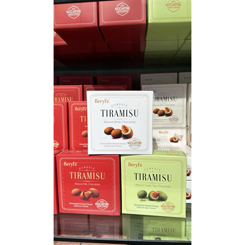 

[PRE ORDER JANUARI] Cokelat Berly's Kuala Lumpur Classic Tiramisu Original