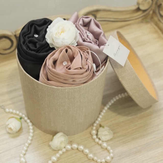 kotak hampers | hardbox | hampers tahun baru | hampers hari ibu | kado ulang tahun