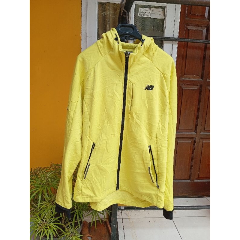 Airism Uniqlo original Uv protec jaket Thirft brand