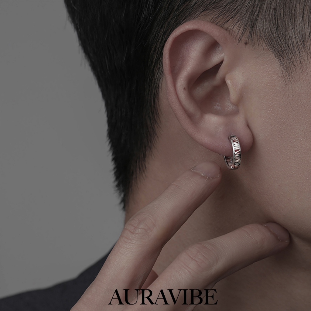 AURAVIBE Anting pria Angka Romawi Desain berongga canggih kecenderungan Serbaguna anting