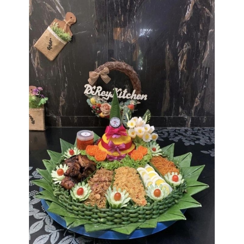 

Tumpeng_15porsi