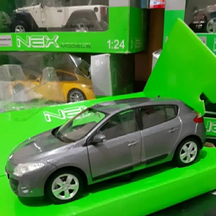 Diecast Welly Skala 1:24 Renault Megane 2009 Baru Bukan Bekas Komplit