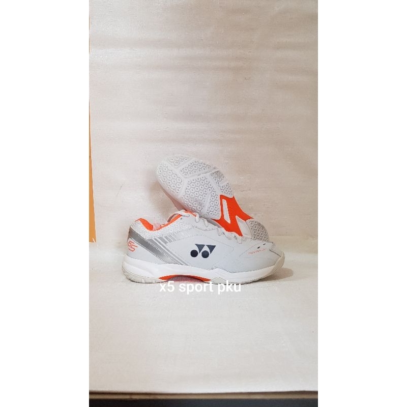 [x5 sport pku] Sepatu badminton Yonex SHB 65 X3