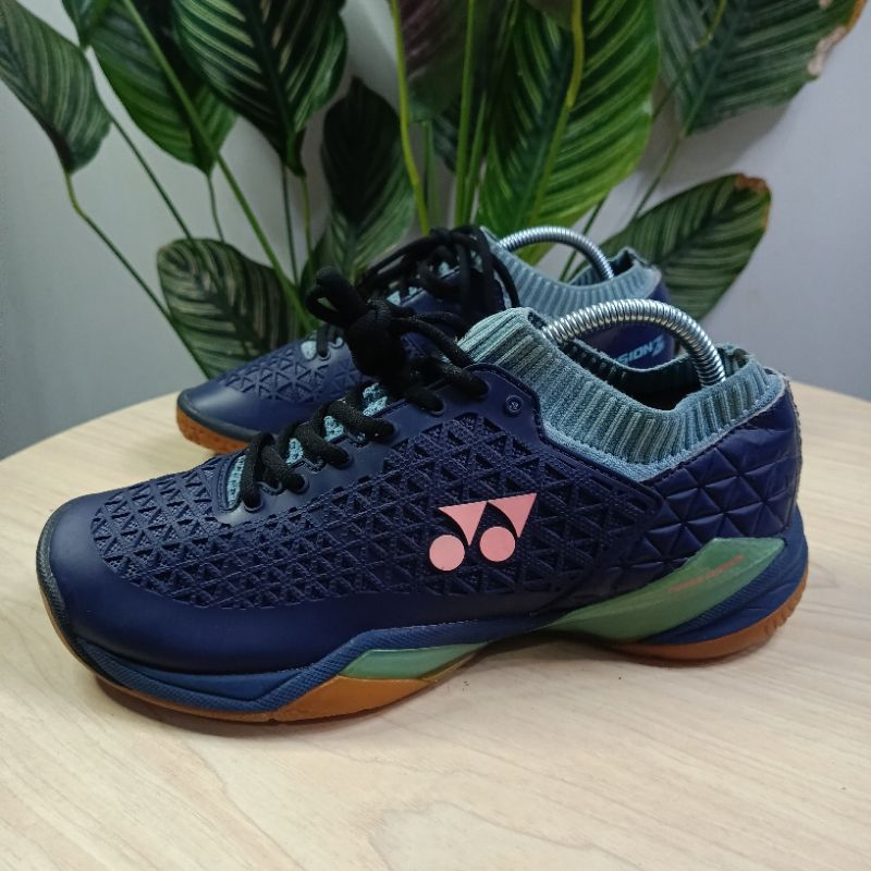 Sepatu Badminton Yonex Eclipsion Zw Original size 42