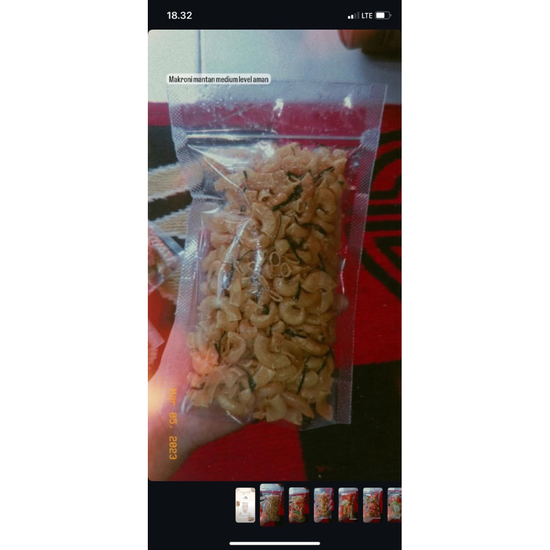 

Makroni cikruh daun jeruk / jajananbosti