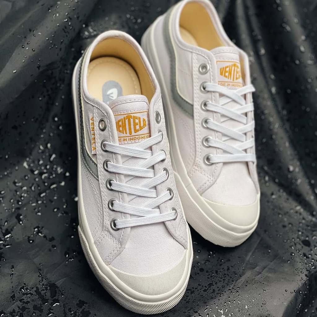 (BISA BAYAR DI TEMPAT) Ventela New Public White Sneakers Pria Wanita