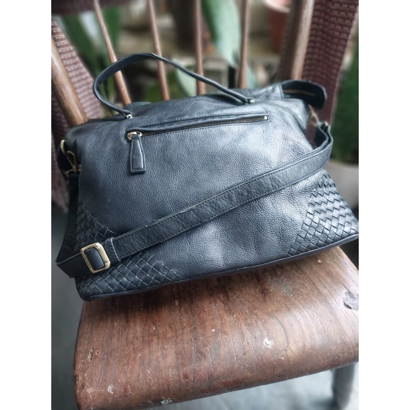 tas preloved hitam kulit asli talpan  Morgan de Toi