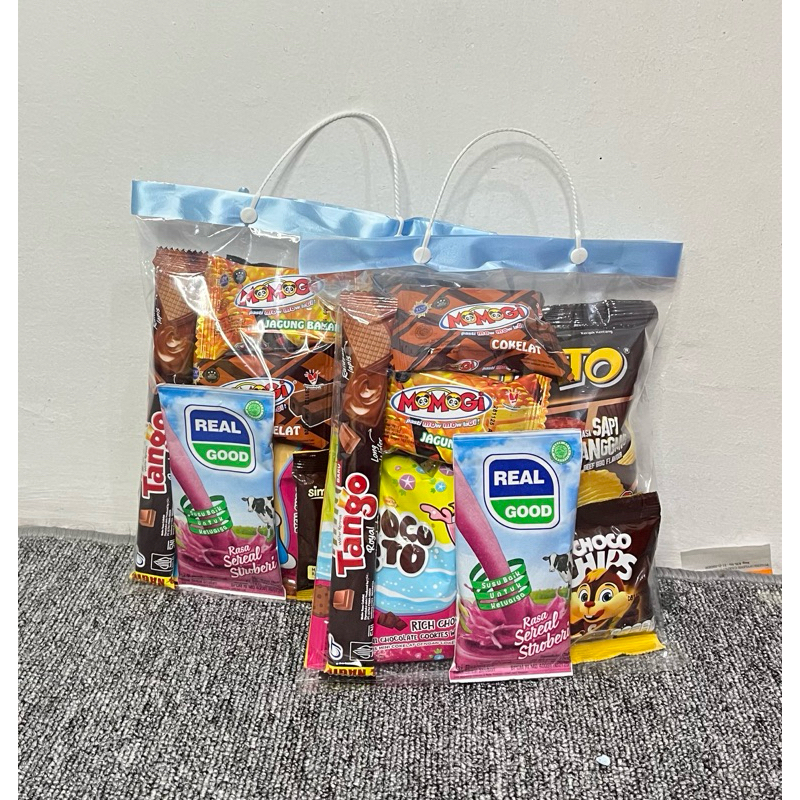 

Termurah Bingkisan Snack Ulang Tahun Anak / Hampers Ulang Tahun Anak