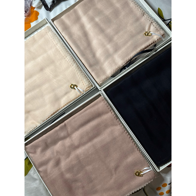BUTTONSCARVES BASIC SCARF READY BALIKPAPAN JILBAB POLOS BS NEW BUKAN PRELOVED SECOND BEKAS