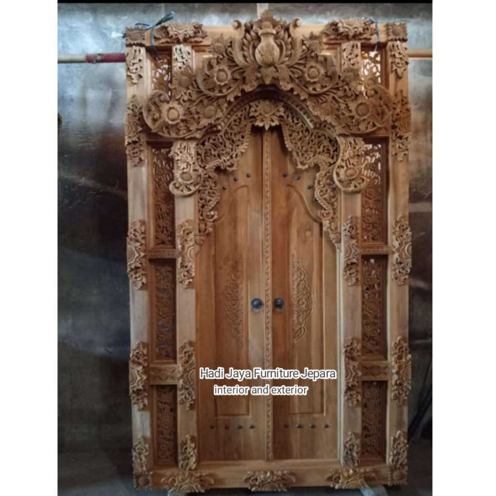 Pintu gebyok style Bali ukiran