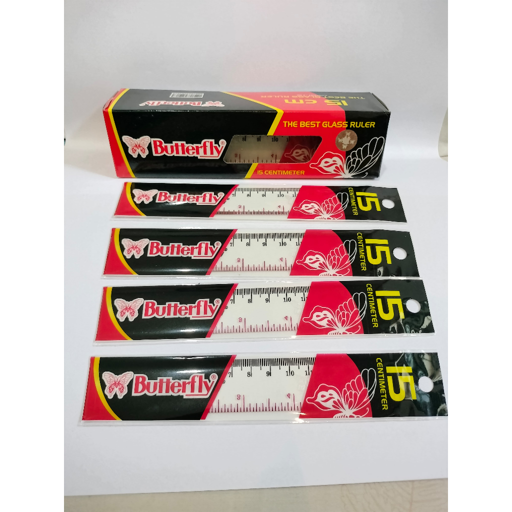 

Penggaris mika 15 centimeter Merk Butterfly