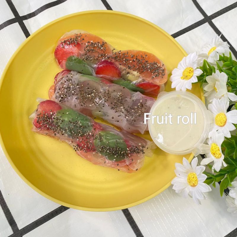 

Healthy food fresh fruit roll