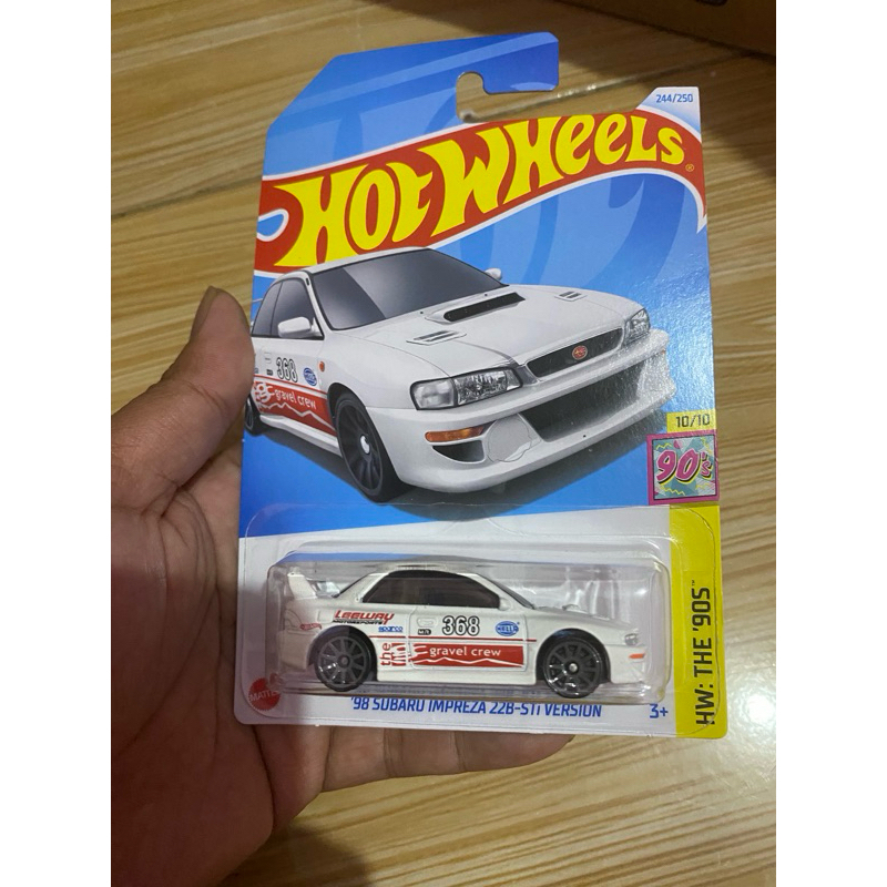 Hot Wheels 98 Subaru Impreza 22B-SIT Version