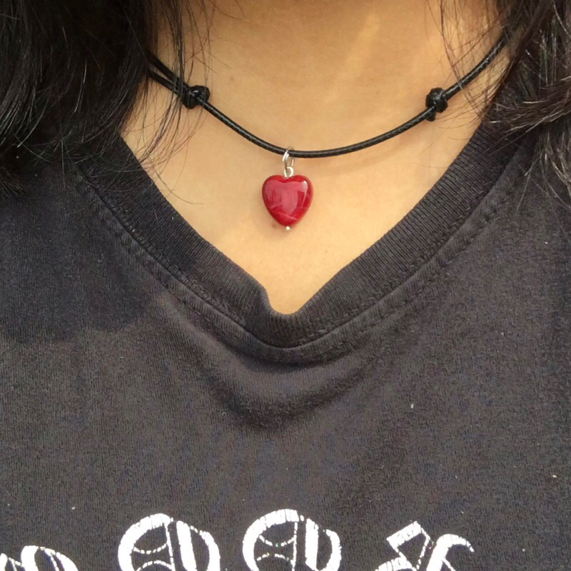 kalung bandul love y2k