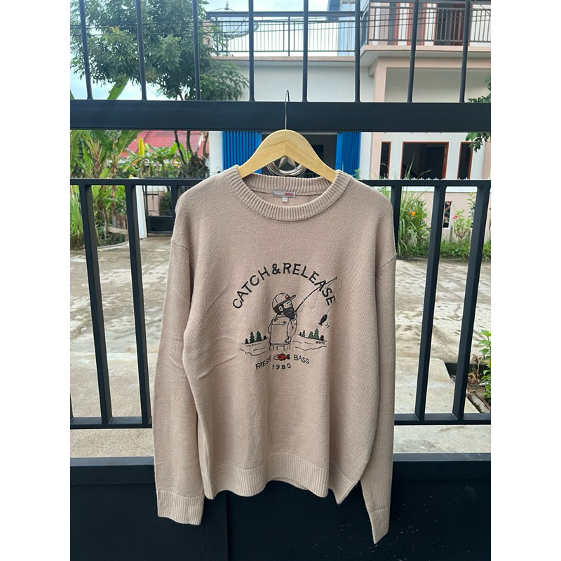 Rajut oversize bordir SPAO