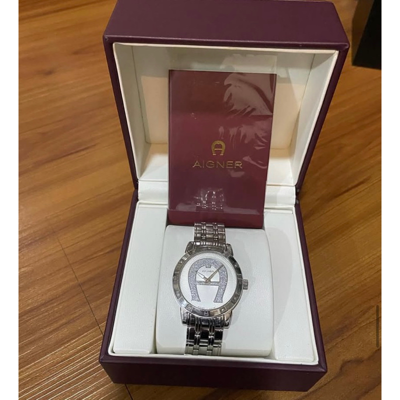 jam aigner preloved