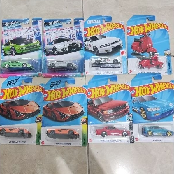 Paketan Hot Wheels