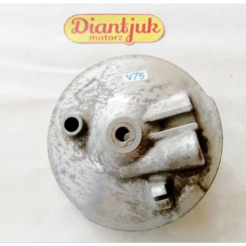 Tutup Tromol Depan Yamaha U5 U7 V75 V80 Original NOS