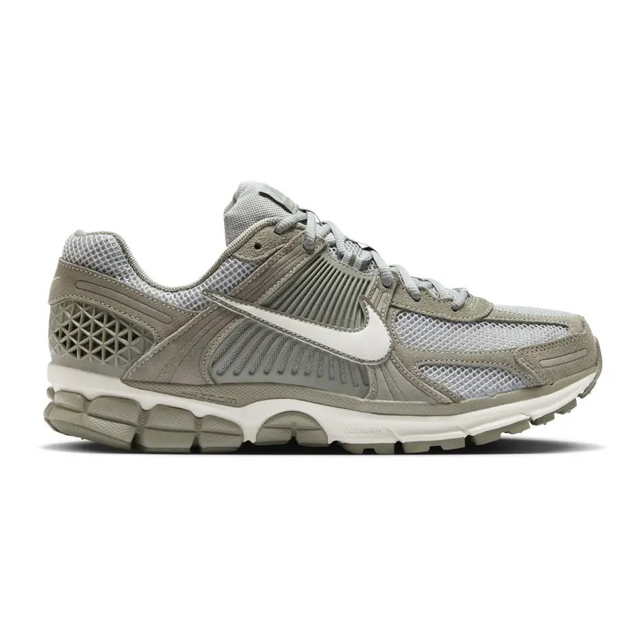 SEPATU NIKE ZOOM VOMERO 5 NIKHF1553002