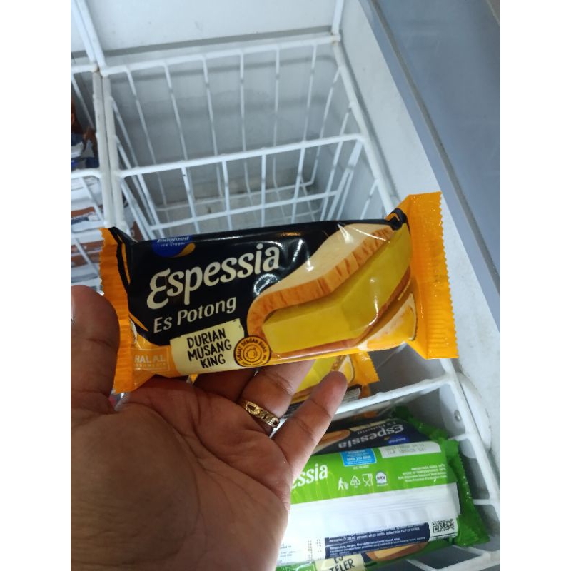 

ESPESSIA es krim potong singapur Indofood es krim