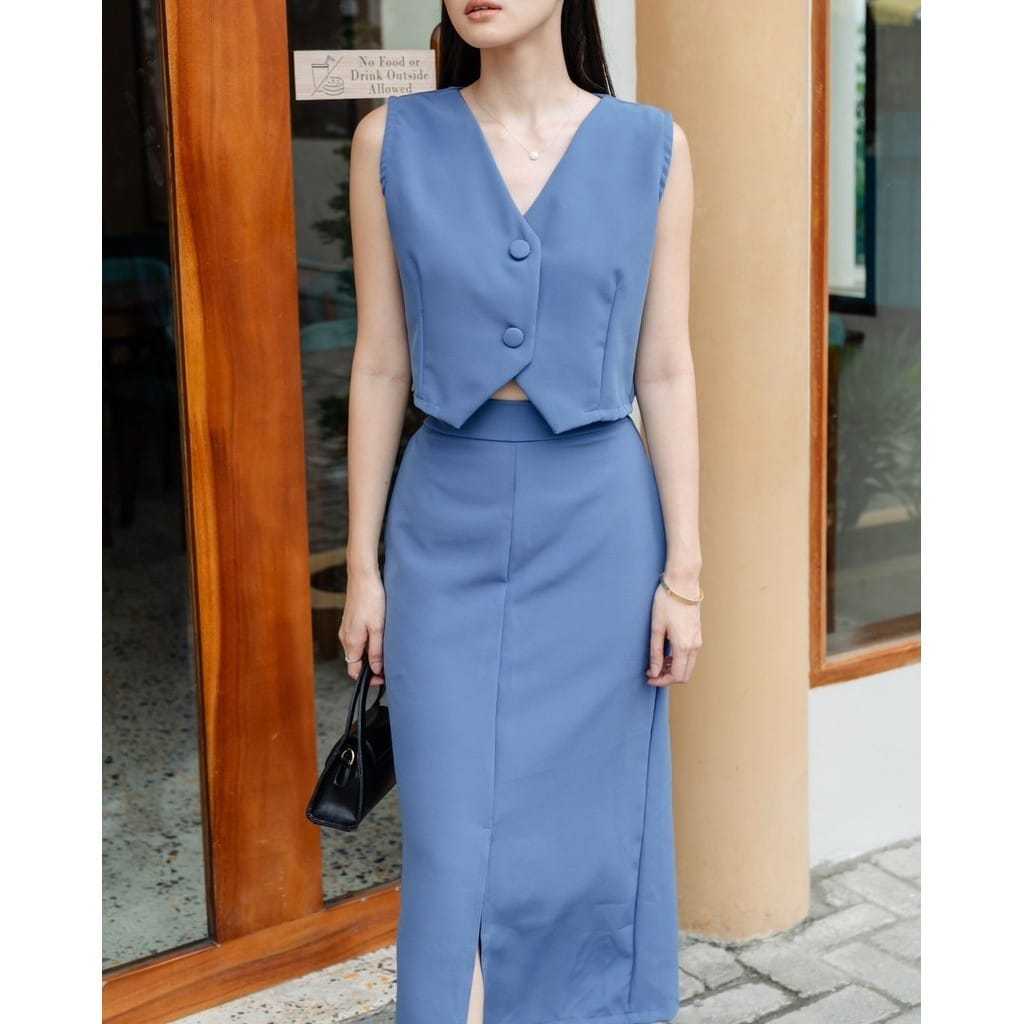 One Set Blouse Rompi Baju Wanita VNeck Fashion Wanita Outfit Hangout Korea Kekinian Baju Dres Wanita